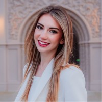 Live Nation Entertainment Employee Avery Pierce's profile photo