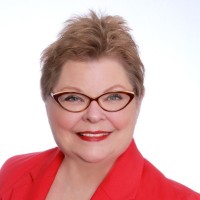 Diamond Title Agency, Inc. Employee Sue Webb's profile photo