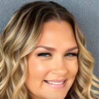 Language Services Associates Employee Mindy Barron's profile photo