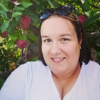 Hillary Seaburg Email & Phone Number