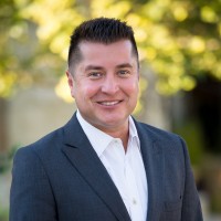 Displayit Inc. Employee Robert Rivas's profile photo