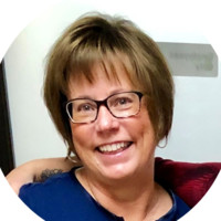 Lisa Munsterman Email & Phone Number