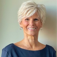 Julie Elder Email & Phone Number