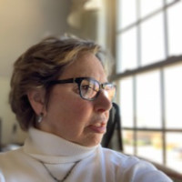Golden Homes Employee Linda Pelland's profile photo