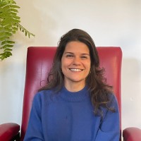 Thais Buratto Email