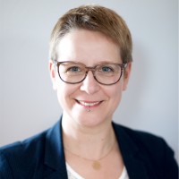 Manuela Meyer Email
