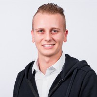 Lars van Bekhoven Email