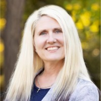 Kellie Sisler Email & Phone Number