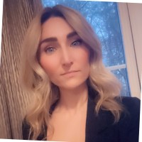 Tile Giant Employee Lynsey Smart's profile photo