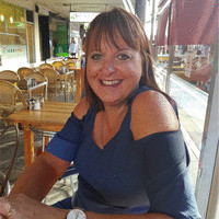 Leanne Hutchinson Email