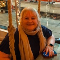 Kerri Smith Email & Phone Number
