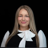 ALine Studio Employee Lindsey Bednar's profile photo