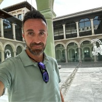 Victor Gómez Sánchez Email