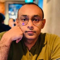 Mercedes-Benz Singapore Employee Milind .'s profile photo