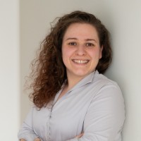 Victoria Hellwig Email