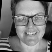 Joanne Ross Email