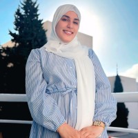 Active Contact Employee Oumaima Mahmoudi's profile photo