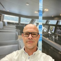 Benno van der Velde Email