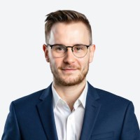 Johann Reuber Email