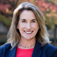 Stanford University Graduate School of Business Employee Liz Walker's profile photo