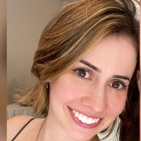 Gabriela do Amaral Email