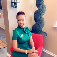 Momentum Realty Employee Paris Hurley's profile photo