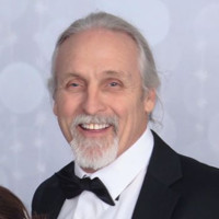 Alan Queen Email & Phone Number