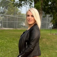 Window Mart Edmonton Employee Daria Safonova's profile photo