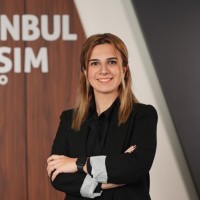 Özlem Akşahin Email