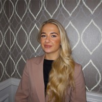 Dominika Bialecka Email