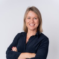 Team Global Express Employee Jo Cairns's profile photo