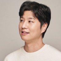 Kuk Kim Email & Phone Number