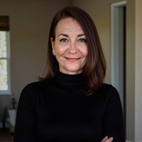 Lisa Jones Email