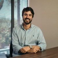 Pedro Galvão Caserta Email