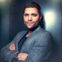 Daniel Schilling Email