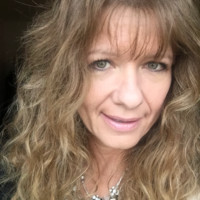 Corridor Funding Employee Leora Young's profile photo