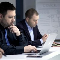 Stefan Stojanović Email