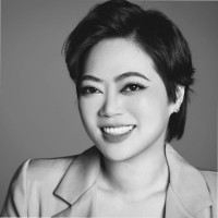 Tracy Hoang Email & Phone Number
