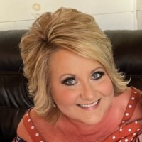 Michelle Daniels Email & Phone Number
