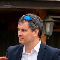 Luca Borghi Email