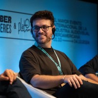 Eugenio Viñas Email