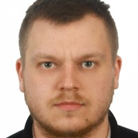 Tomasz Garncarczyk Email