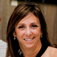 Lisa Small Email & Phone Number