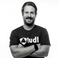 José Mello Email