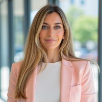 Measured Employee Ali Scullion's profile photo