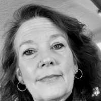Robin Beasley Email & Phone Number