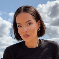 Anouk Dekker Email