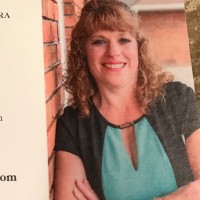 HUNT Real Estate ERA Employee Lisa Pierce's profile photo