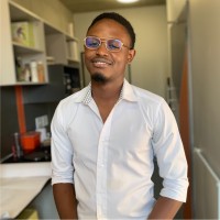 Solid Green Employee Wish Mundondo's profile photo