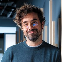 Alex Tomás Email & Phone Number